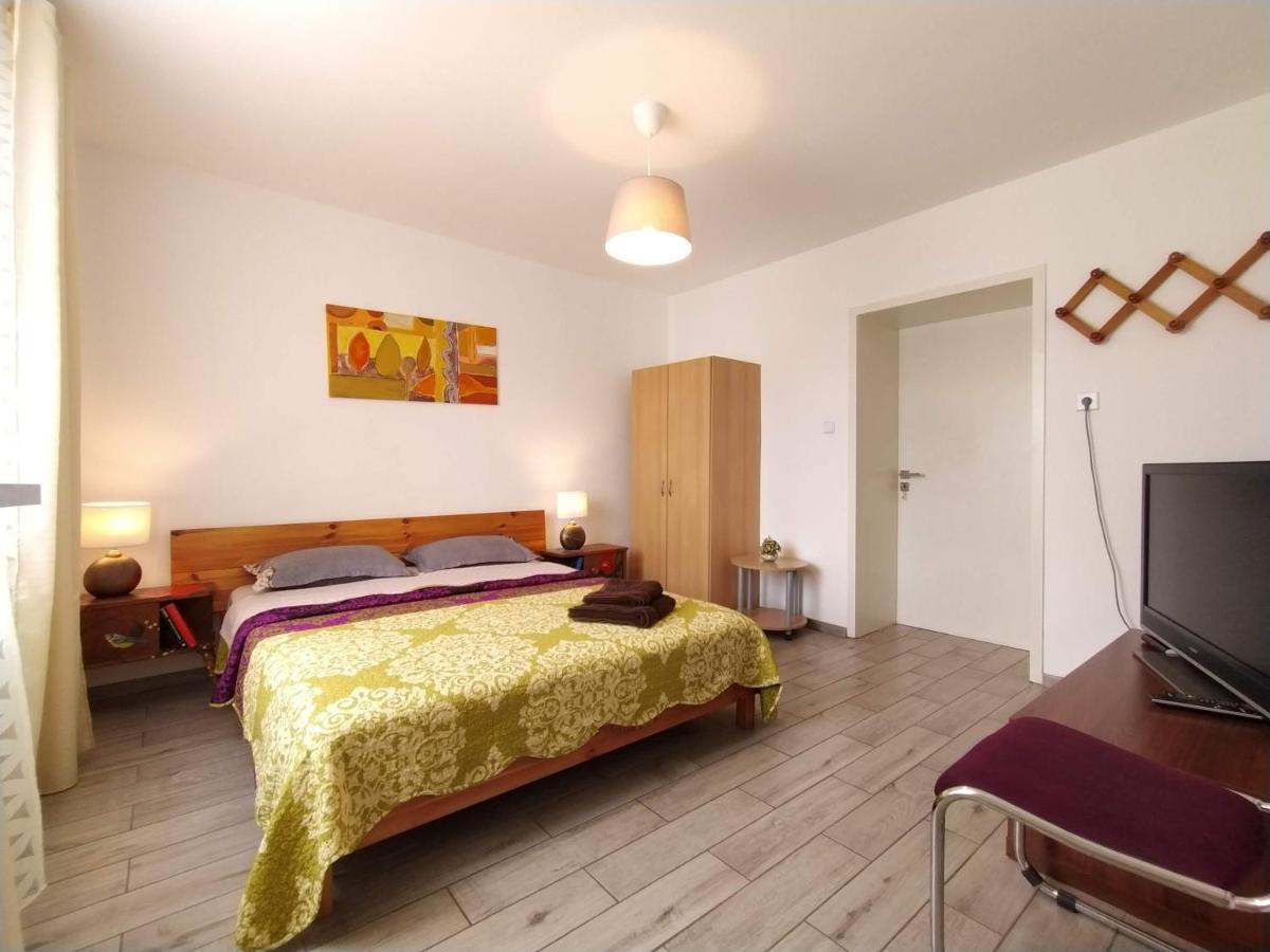 Bed and Breakfast Harenhaus Mannebach  Экстерьер фото