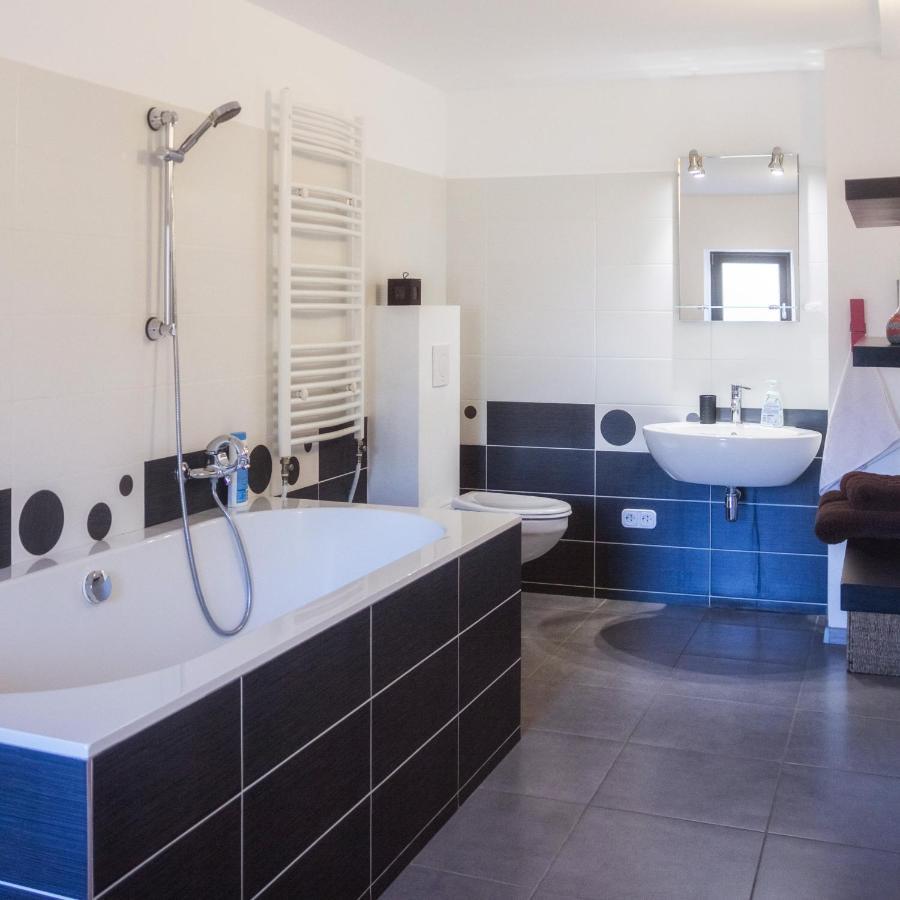 Bed and Breakfast Harenhaus Mannebach  Экстерьер фото